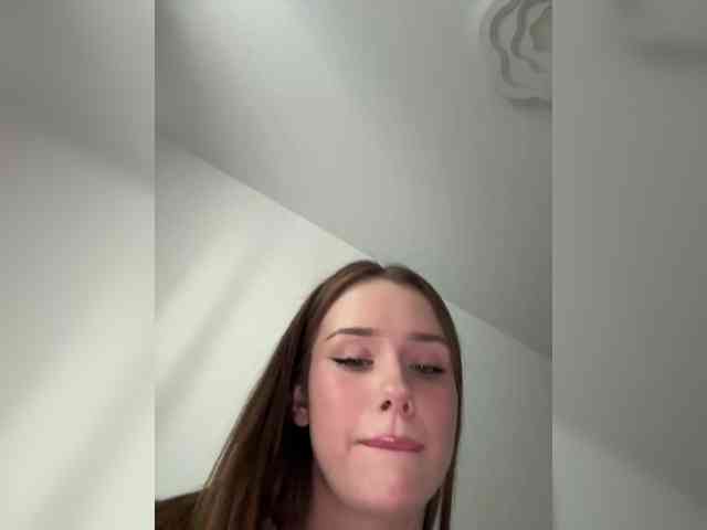 Tati16's webcam live show