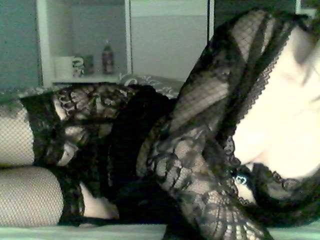 Lucille's BongaCams show and profile