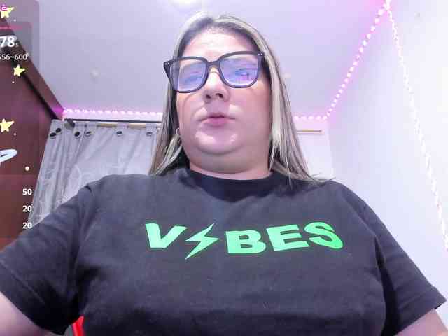 Shantal-smith Shantal-smith