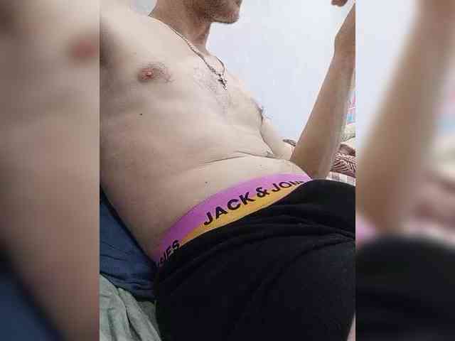 Dahl92 Live Webcam on BongaCams