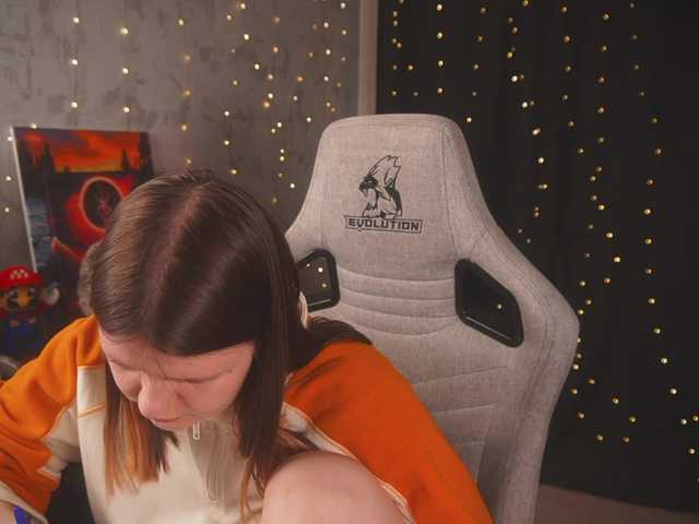 cutesoneckaaa's BongaCams show and profile