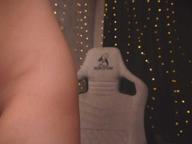 cutesoneckaaa's BongaCams show and profile