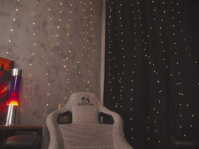 cutesoneckaaa webcam