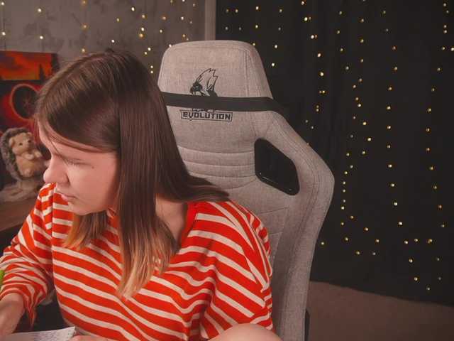 cutesoneckaaa's BongaCams show and profile