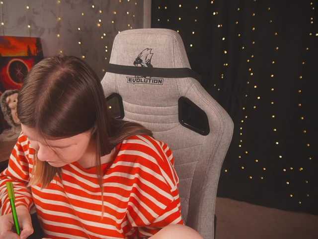 cutesoneckaaa's BongaCams show and profile