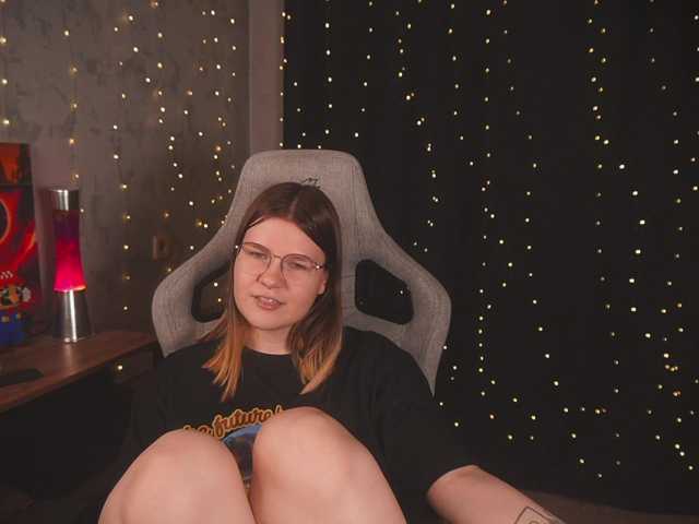 cutesoneckaaa's BongaCams show and profile