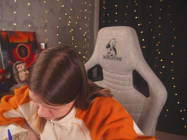 cutesoneckaaa's BongaCams show and profile