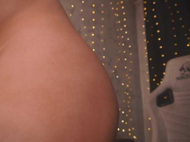 cutesoneckaaa live cam