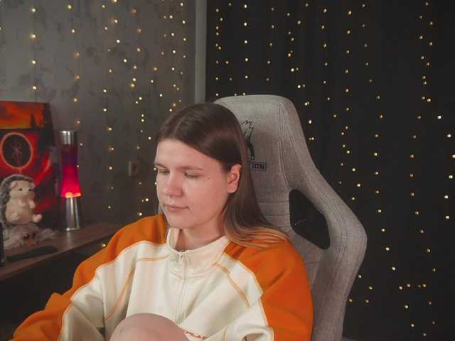 cutesoneckaaa's BongaCams show and profile