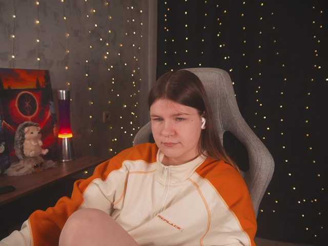 cutesoneckaaa's BongaCams show and profile