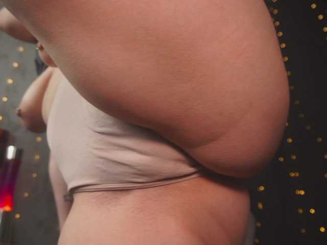 cutesoneckaaa live cam