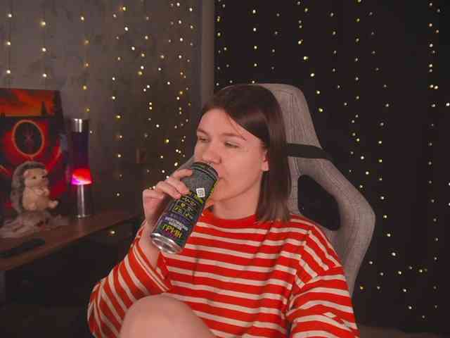 cutesoneckaaa webcam