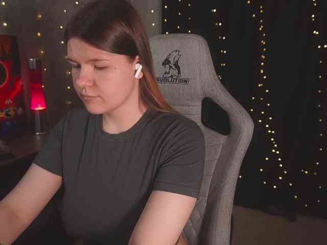 cutesoneckaaa webcam
