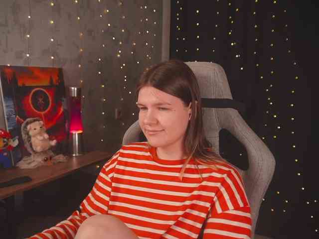 cutesoneckaaa webcam