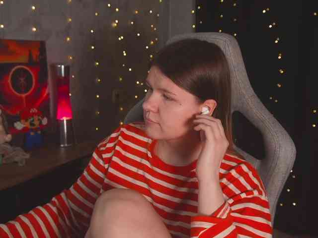cutesoneckaaa webcam