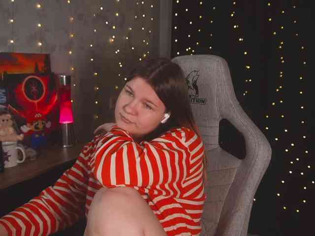 cutesoneckaaa webcam