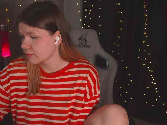 cutesoneckaaa webcam