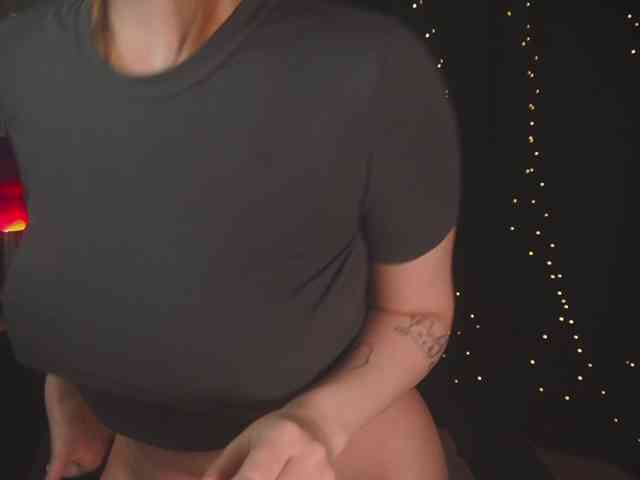 cutesoneckaaa webcam