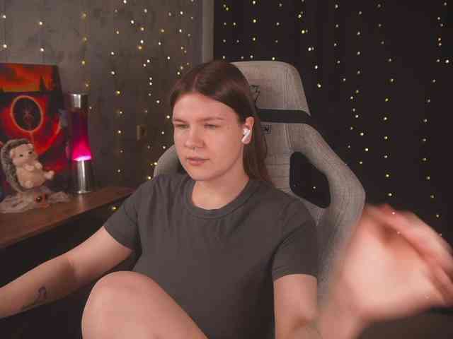 cutesoneckaaa webcam