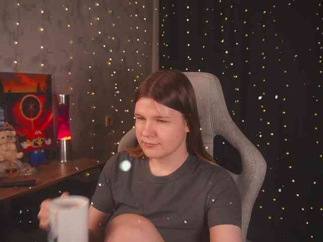 cutesoneckaaa webcam