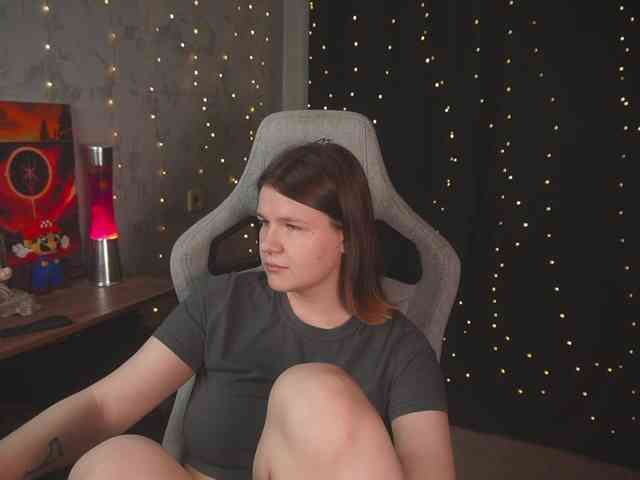 cutesoneckaaa webcam