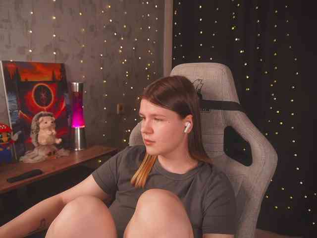 cutesoneckaaa Live Webcam on BongaCams