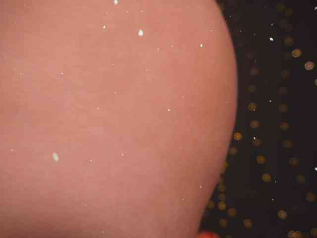 cutesoneckaaa webcam