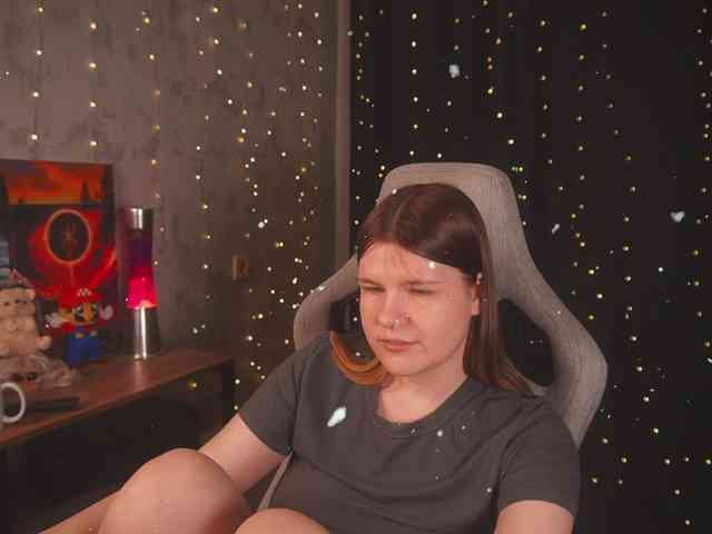 cutesoneckaaa webcam