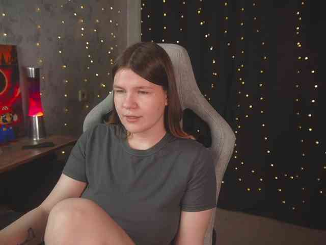 cutesoneckaaa webcam