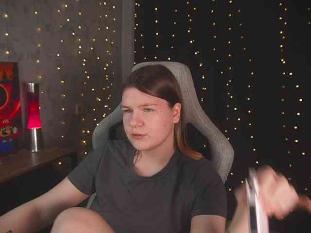 cutesoneckaaa webcam