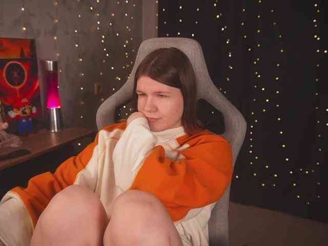 cutesoneckaaa webcam