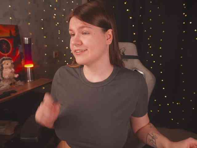 cutesoneckaaa Live Webcam on BongaCams