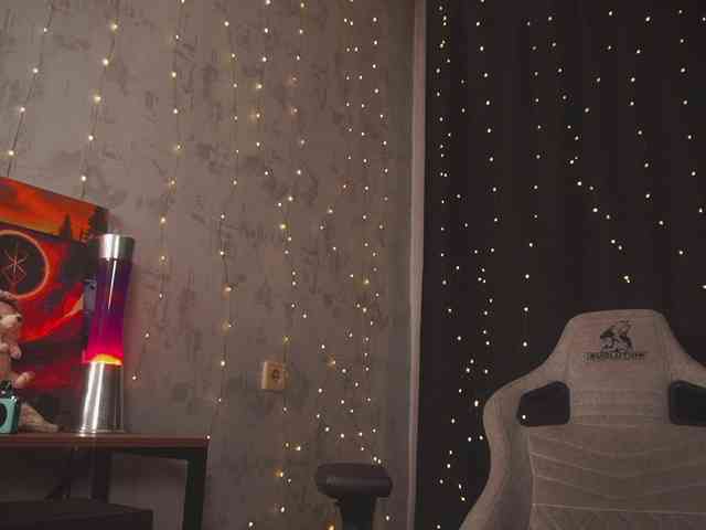 cutesoneckaaa webcam