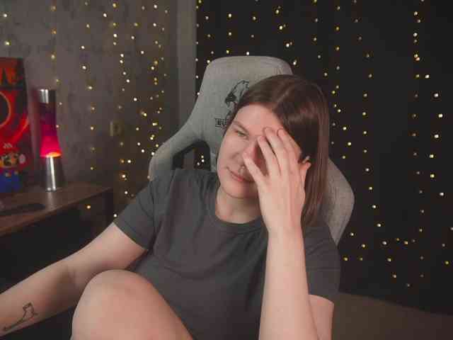 cutesoneckaaa webcam