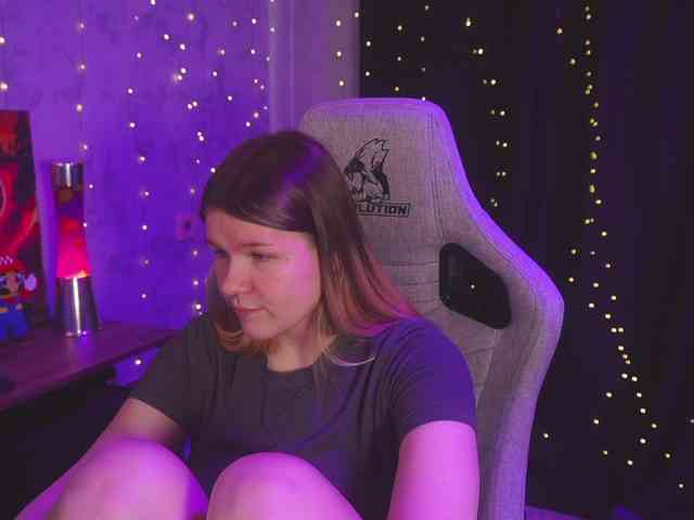 cutesoneckaaa webcam