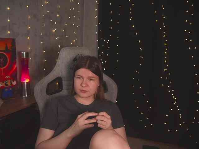 cutesoneckaaa webcam