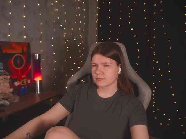 cutesoneckaaa webcam