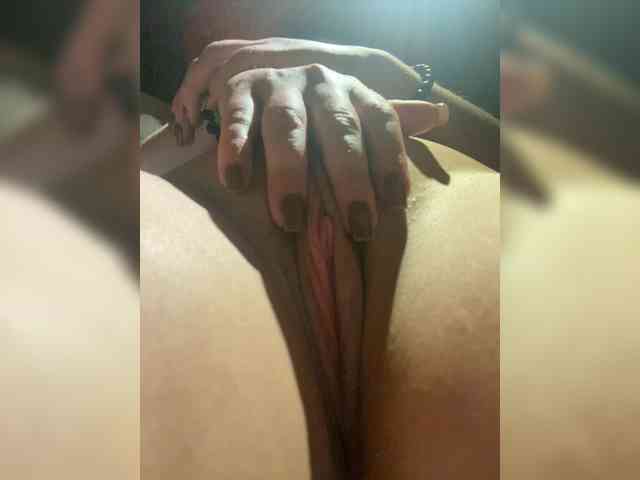 golden-cobra99 webcam