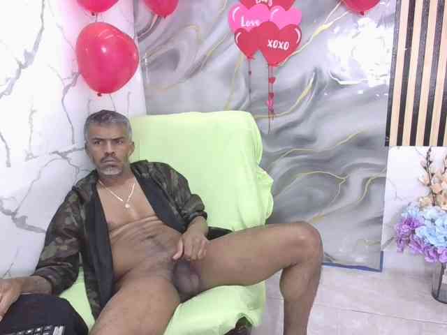 yourproperty81 Live Webcam on BongaCams