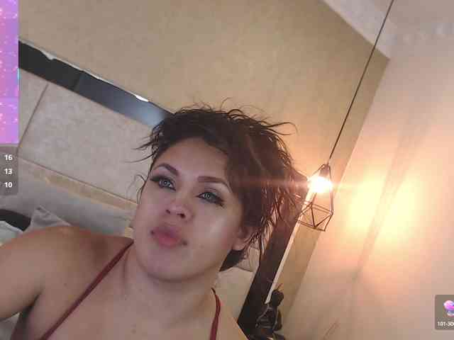 KimCossey Live Webcam on BongaCams