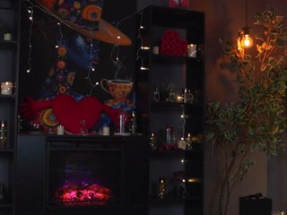 EvelynEvyy Porn Show