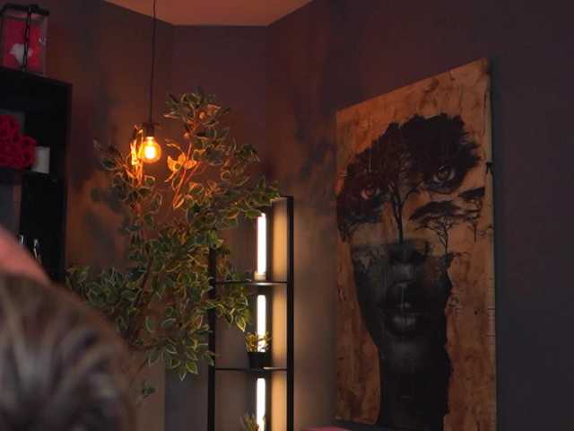 EvelynEvyy's BongaCams show and profile