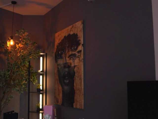 EvelynEvyy's BongaCams show and profile