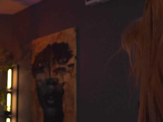 EvelynEvyy's BongaCams show and profile