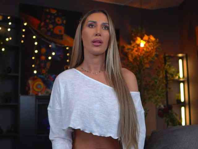 EvelynEvyy EvelynEvyy