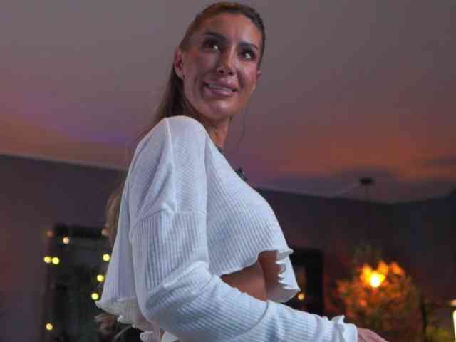 EvelynEvyy EvelynEvyy