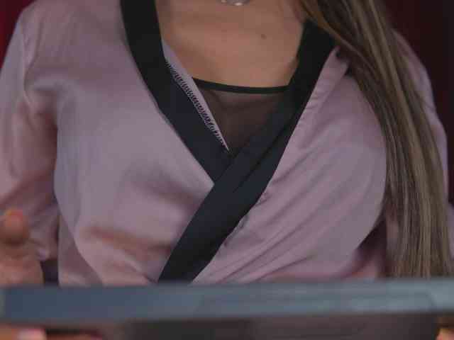 EvelynEvyy webcam