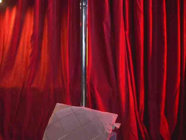 EvelynEvyy Live Webcam on BongaCams