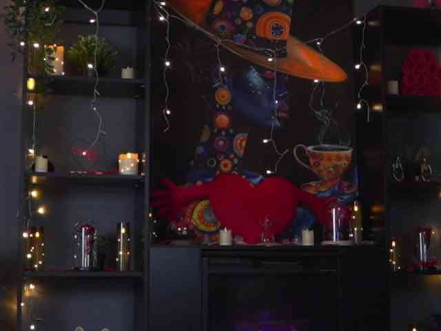 EvelynEvyy Live Webcam on BongaCams