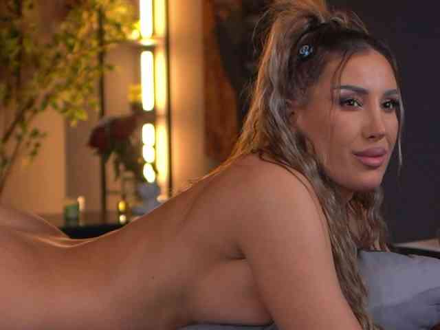 EvelynEvyy EvelynEvyy